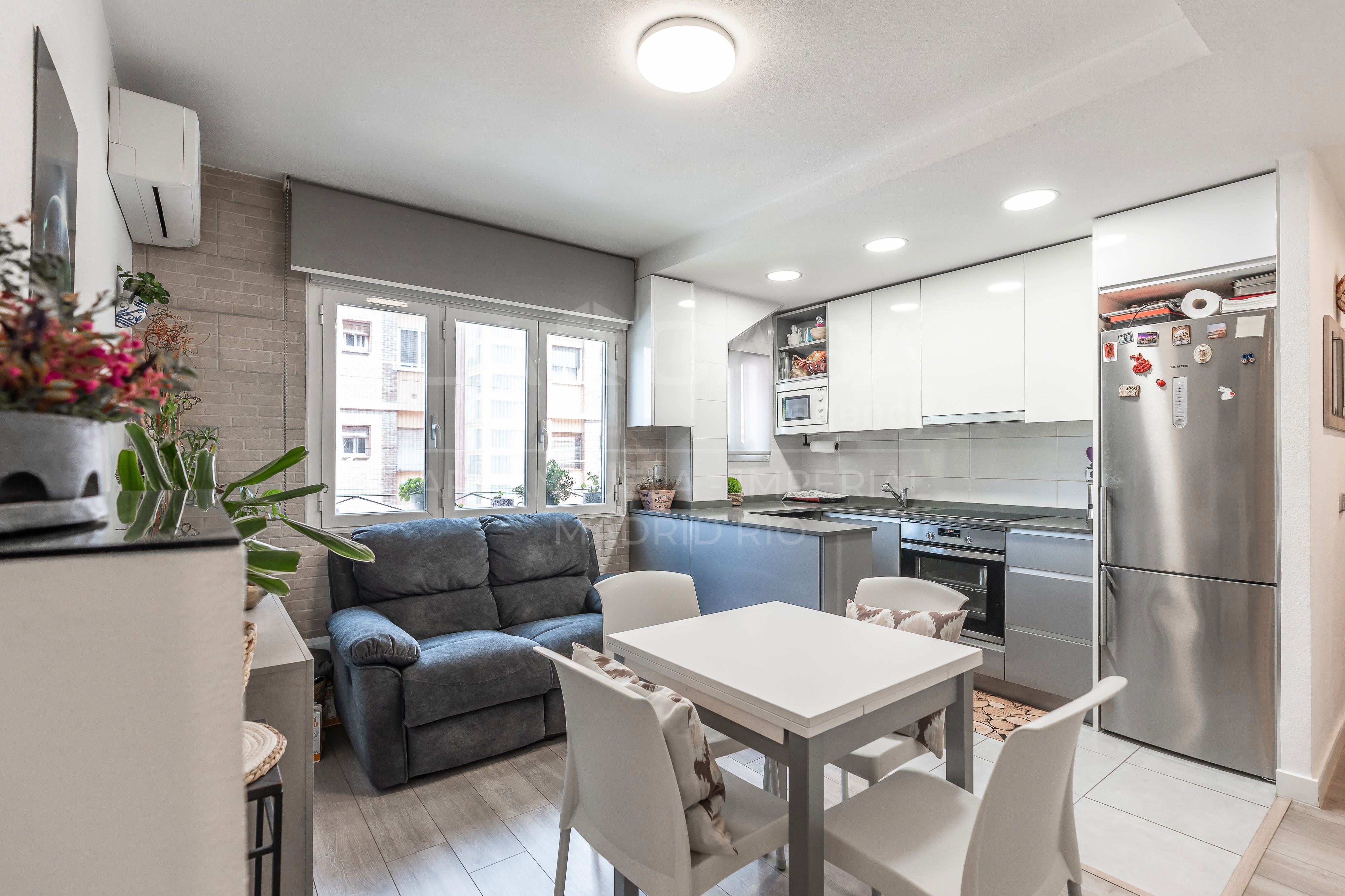 Kitchen of Flat for sale in  Madrid Capital  with Heating and Storage room