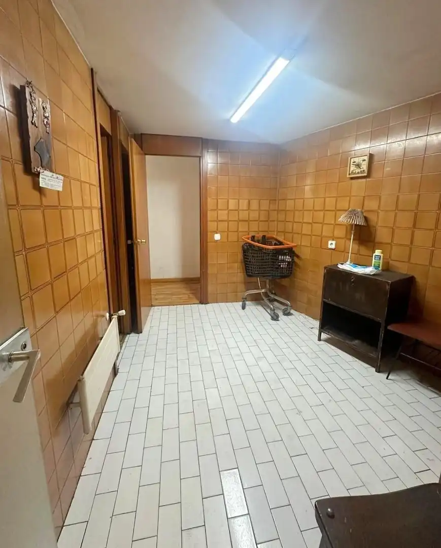 Pis en venda en León Capital  amb Calefacció, Parquet i Terrassa