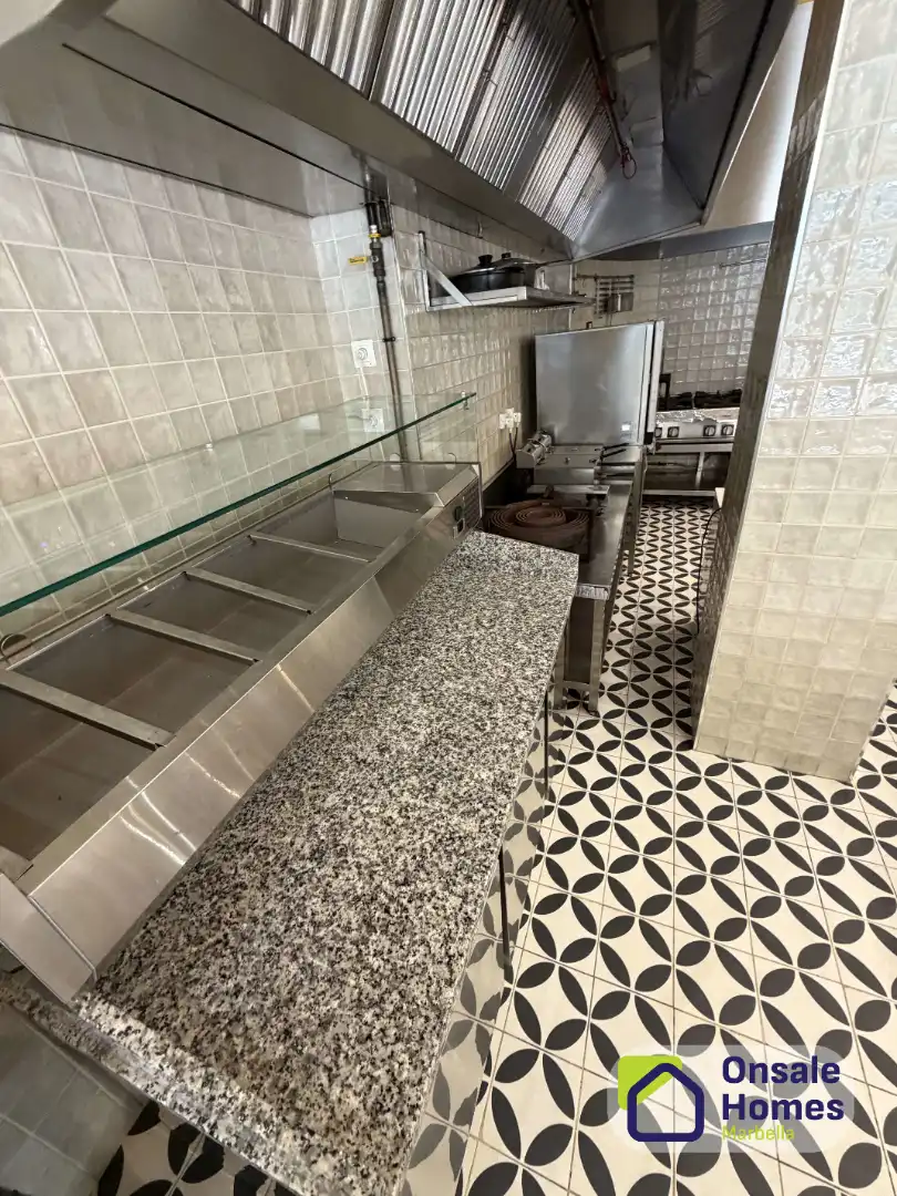 Kitchen of Commercial properties for transfer in Marbella  with Air Conditioner, Furnished and Alarm