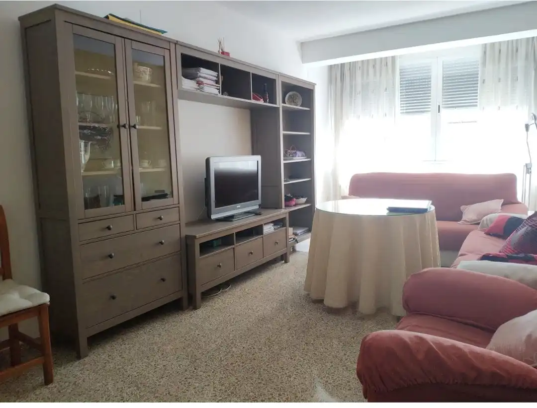Flat for rent in Calle Fontiveros, 29, Barrio de Zaidín