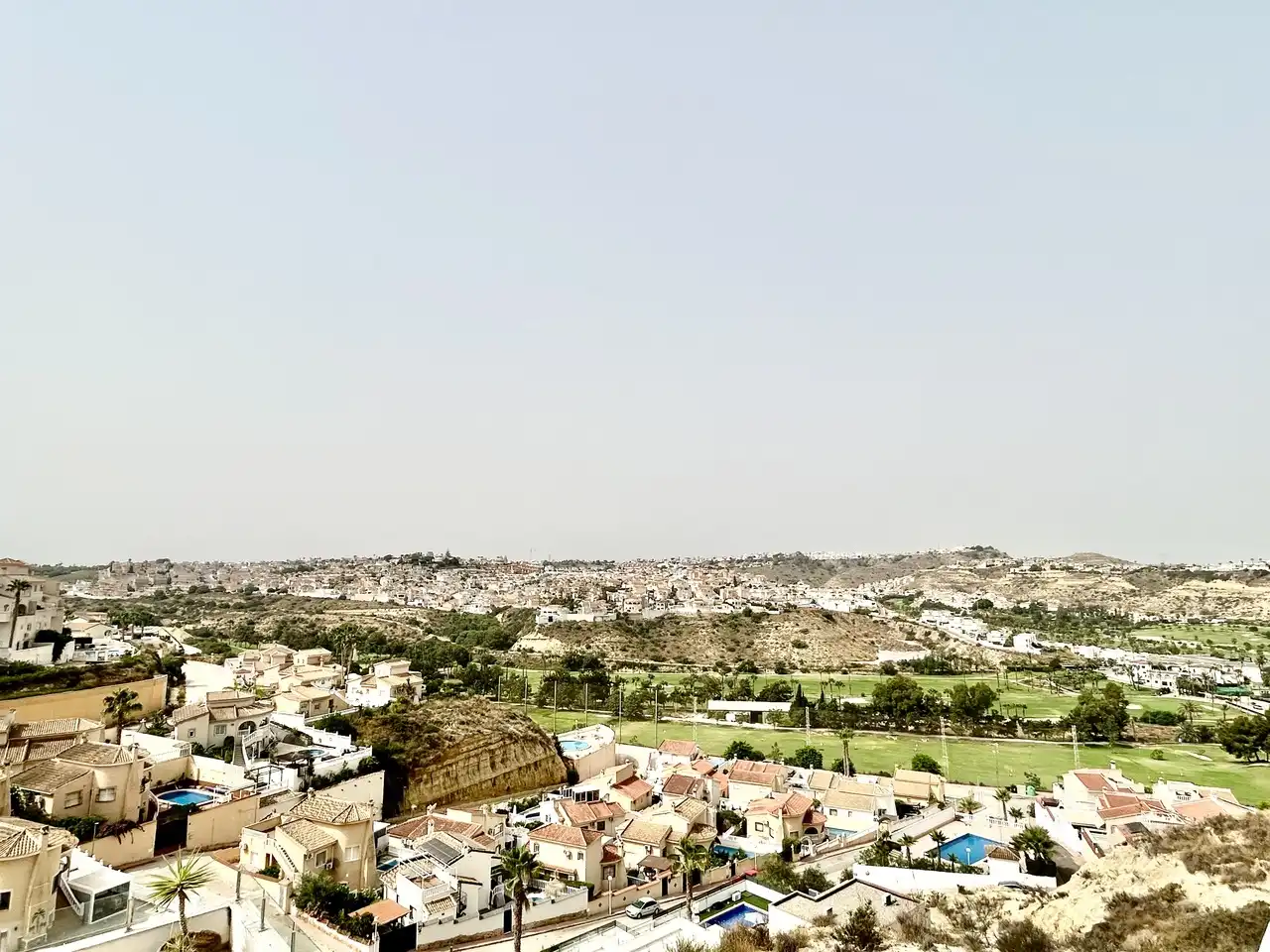 Vista exterior de Casa o xalet en venda en Rojales amb Calefacció, Jardí privat i Terrassa