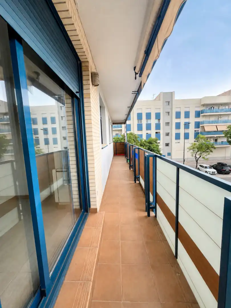 Terraza de Piso en venta en Paterna con Aire acondicionado, Calefacción y Piscina
