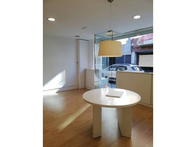 Local comercial en Alquiler en Matadepera