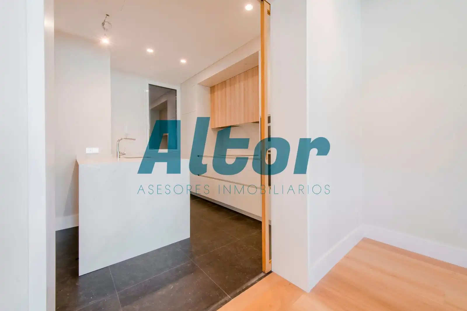 Flat with lift for sale in DEL PINAR, imagen 9