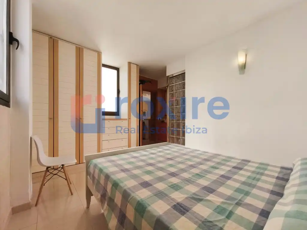 Schlafzimmer von Wohnungen zum Verkauf in Sant Antoni de Portmany mit Klimaanlage, Möbliert und Waschmaschine