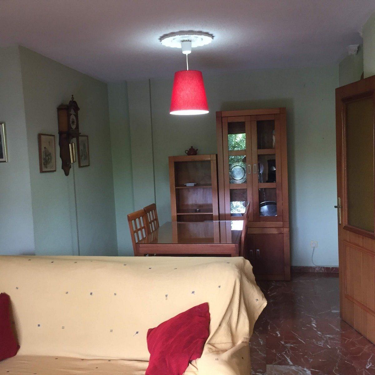 Dormitori de Pis de lloguer en  Granada Capital amb Aire condicionat, Terrassa i Piscina comunitària