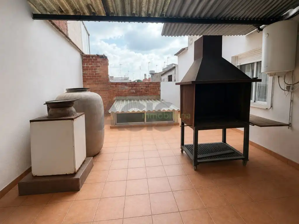 Terrassa de Pis en venda en L'Alcúdia amb Terrassa i Balcó
