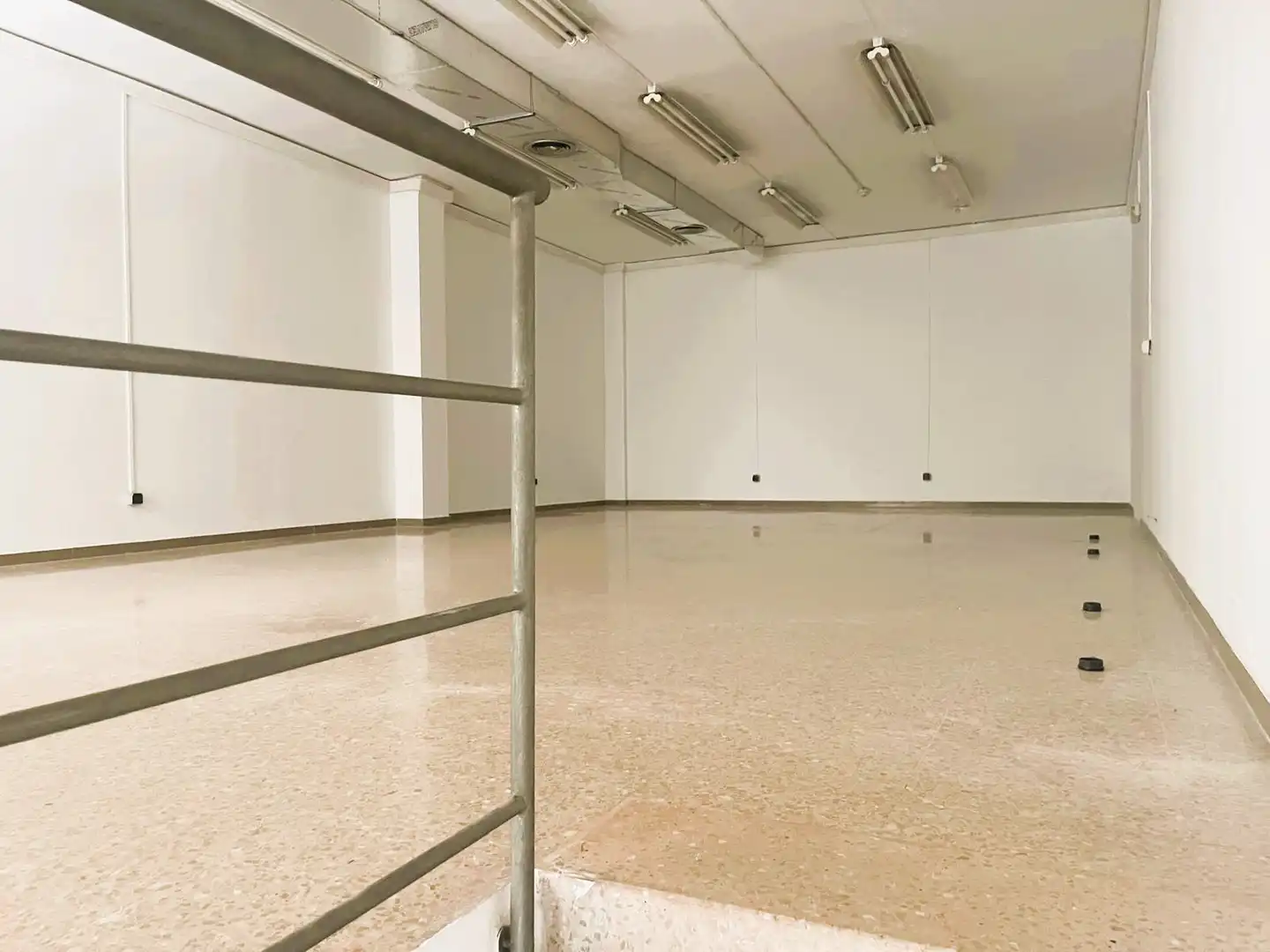 Commercial properties for rent in Badalona