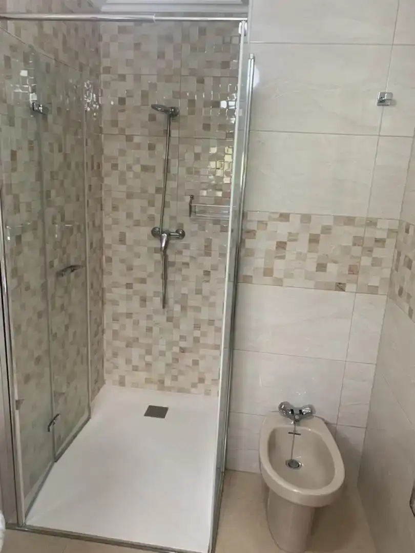 Badezimmer von Erdgeschoss zur Miete in Nigrán
