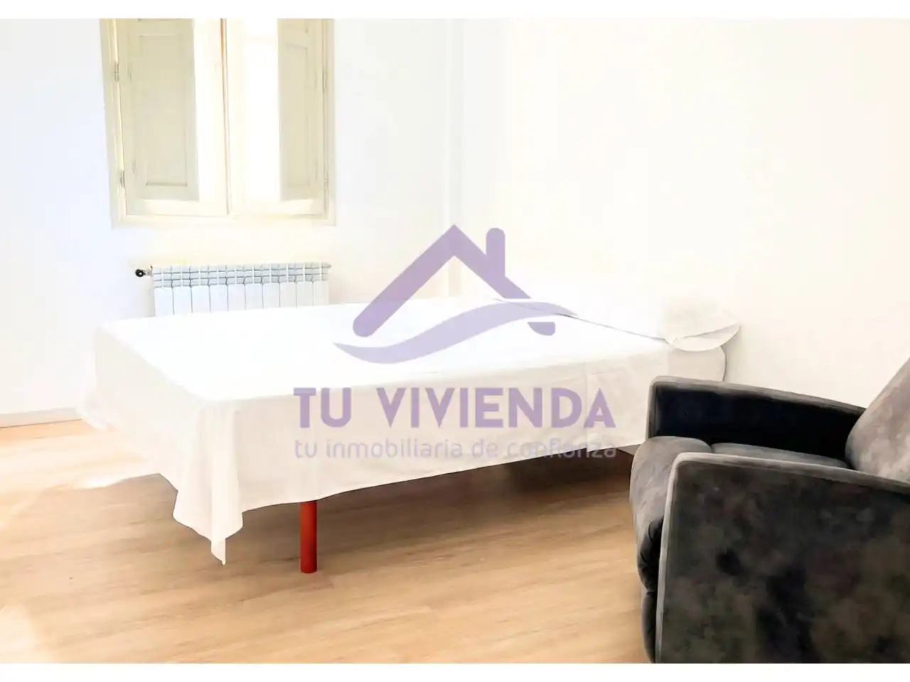 Bedroom of Flat for rent in Valladolid  with Heating