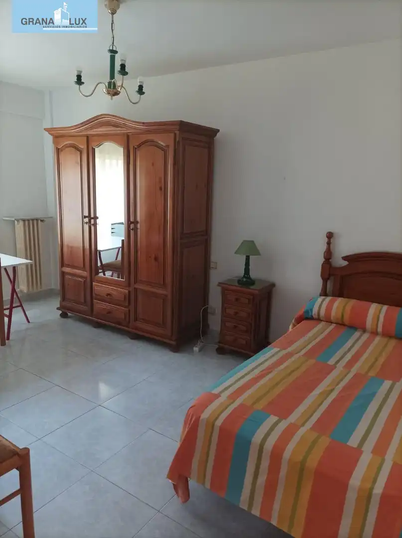 Flat for rent in Calle de Buensuceso, Centro - Sagrario