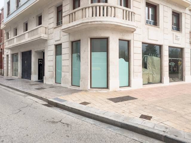 Local comercial en Venta en Calle de la Concepción, 23 en El Carmen - Barrio Gimeno