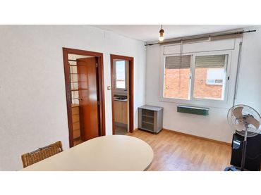 Flat with lift for sale in Calle Ordesa