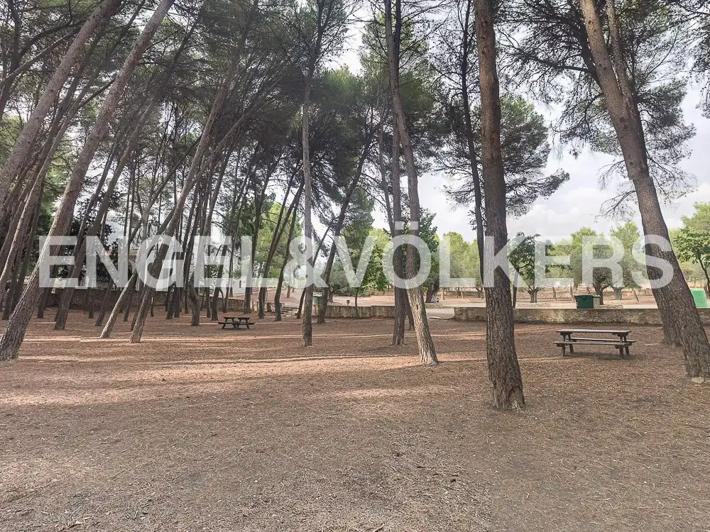 Garaje en venta en Llíria