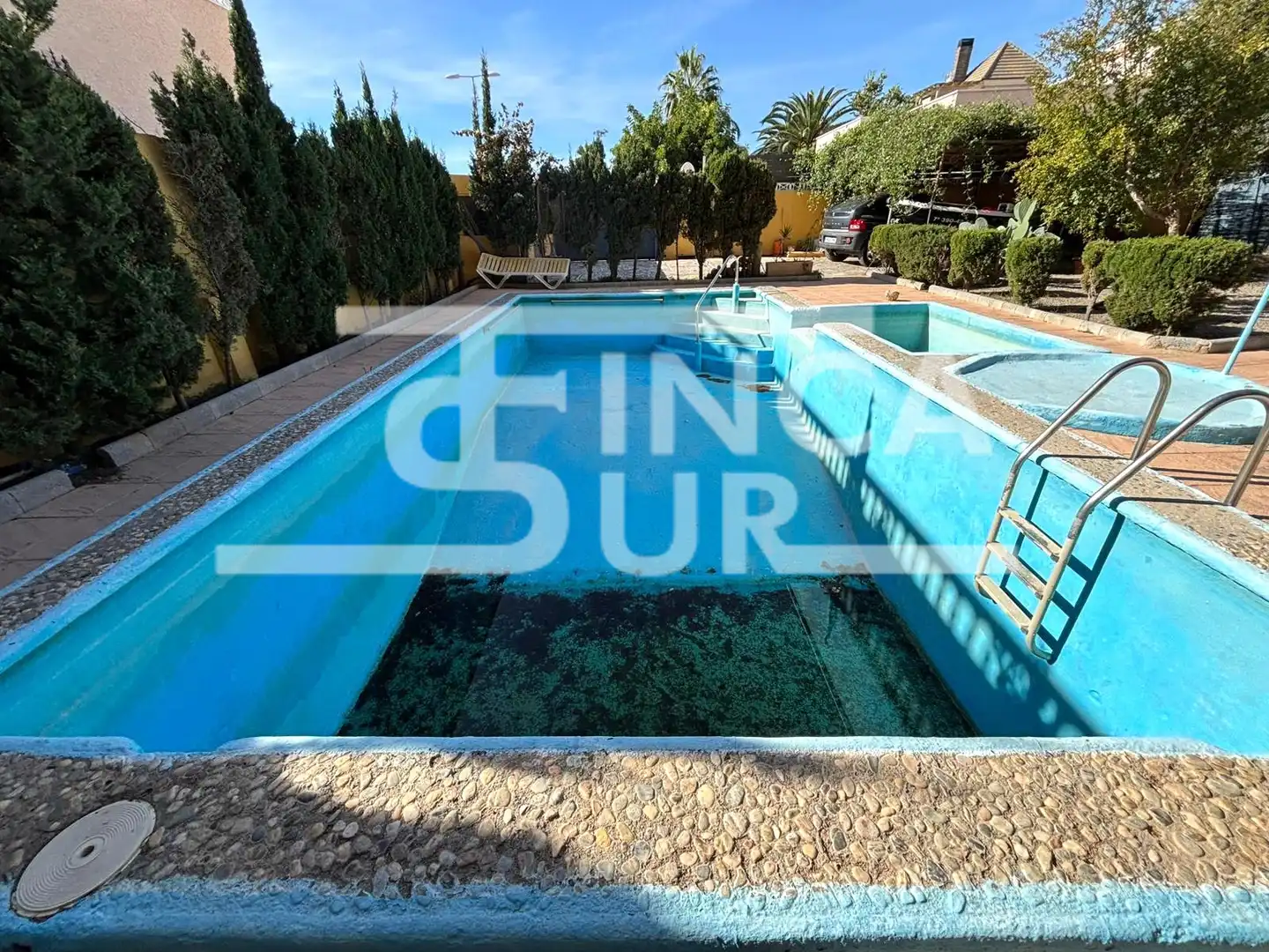 Piscina de Casa o chalet en venta en Roquetas de Mar con Aire acondicionado, Jardín privado y Terraza