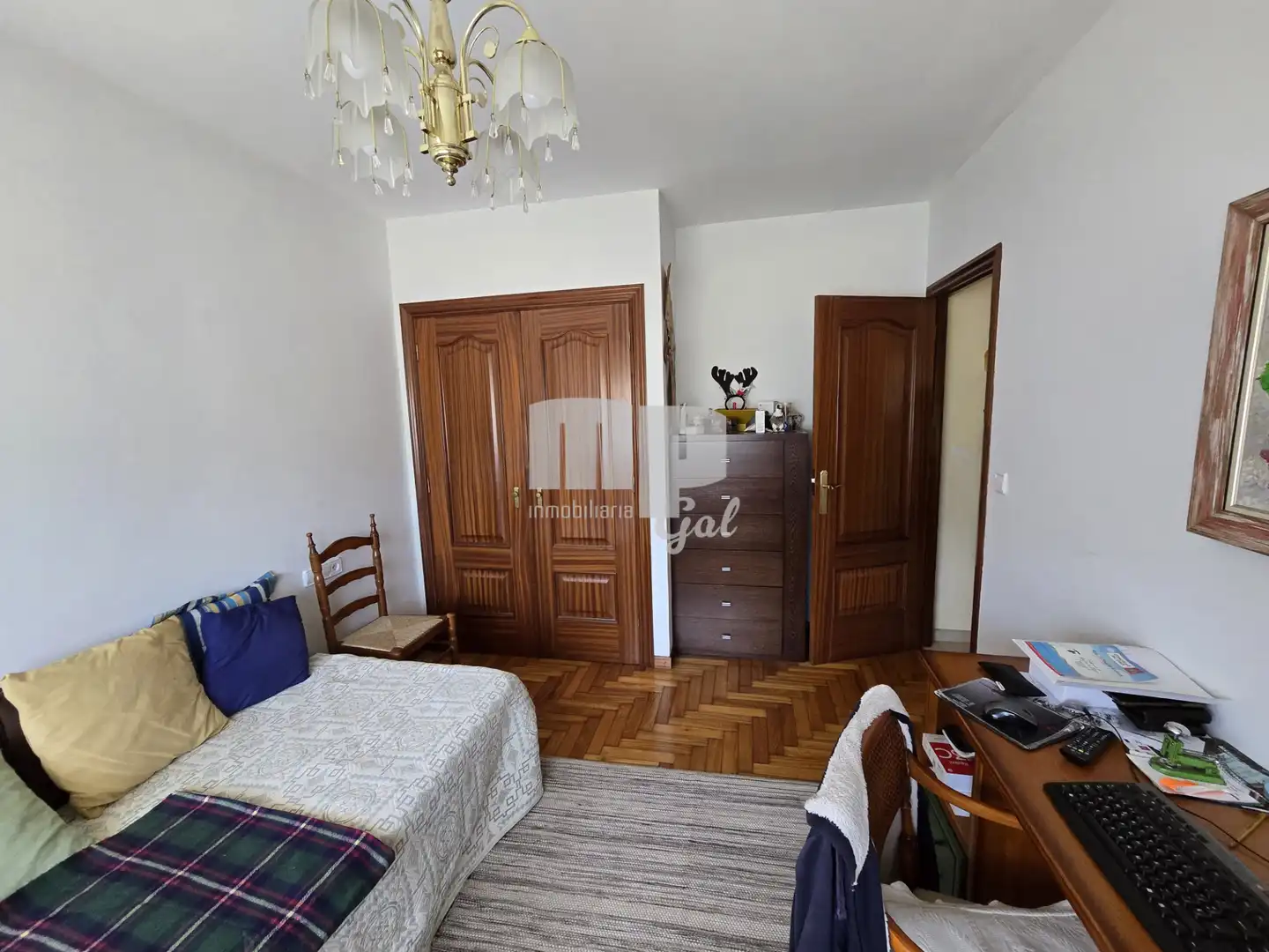 Habitación de Casa o chalet en venta en Vigo  con Calefacción, Jardín privado y Terraza