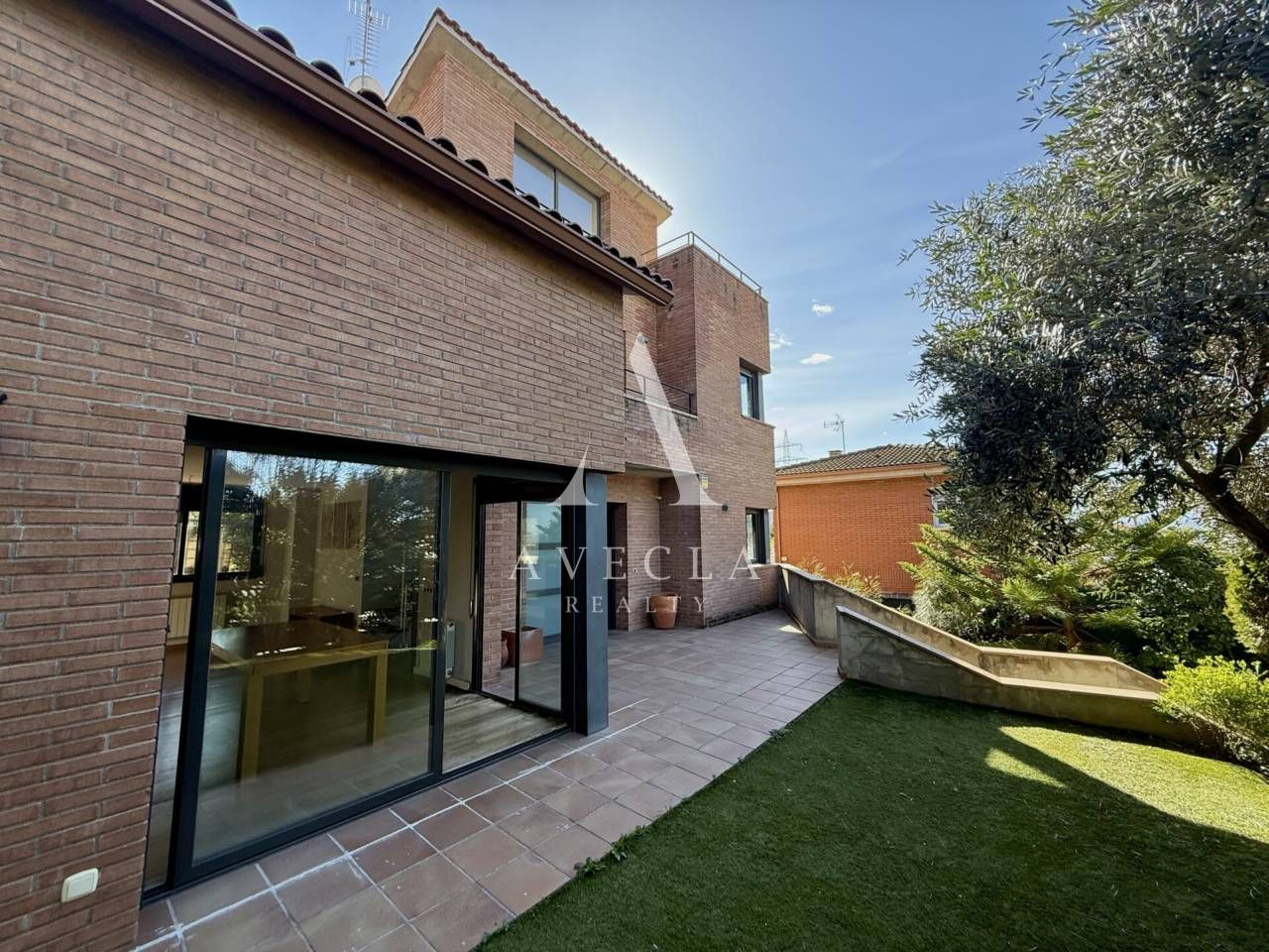 Jardí de Casa o xalet en venda en Rubí amb Calefacció, Jardí privat i Parquet