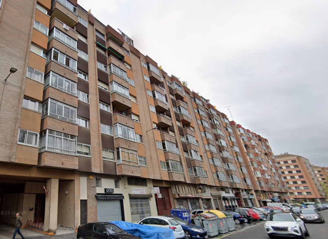 Vista exterior de Pis en venda en Valladolid Capital amb Calefacció