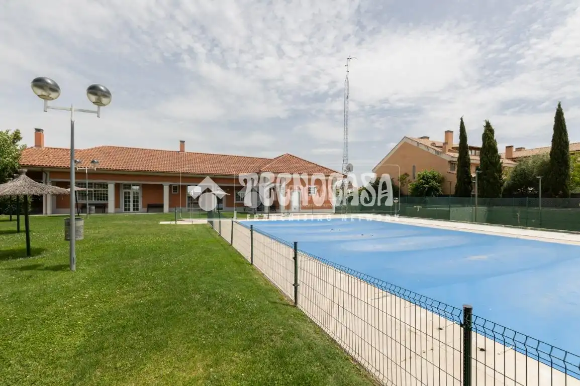 Garden of Detached homes for sale in San Agustín del Guadalix  with Air Conditioner, Heating and Private garden