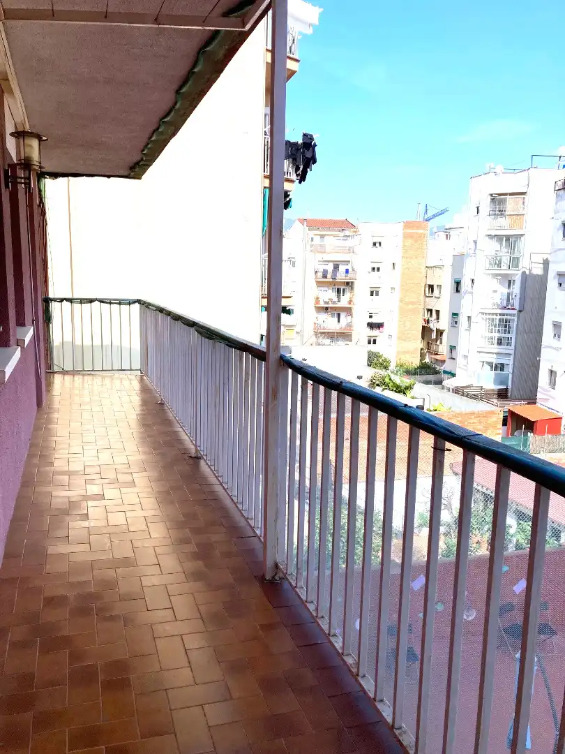 Terraza de Ático en venta en L'Hospitalet de Llobregat con Aire acondicionado, Calefacción y Terraza
