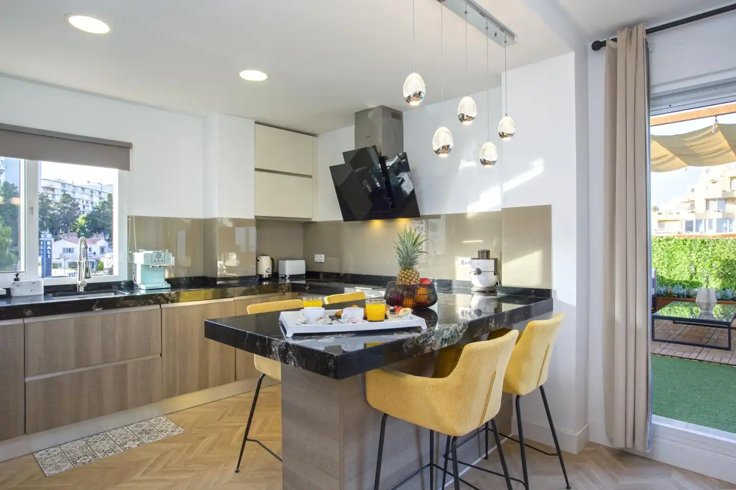 Kitchen of Apartments for sale in Benalmádena  with Air Conditioner, Terrace and Furnished
