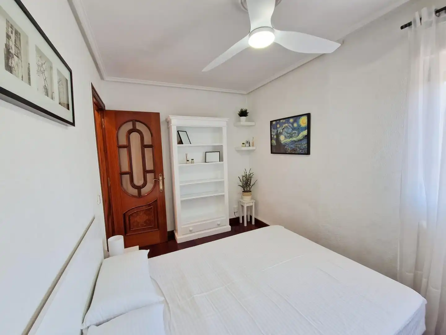 Schlafzimmer von Wohnung zur Miete in Santander mit Heizung, Terrasse und Möbliert