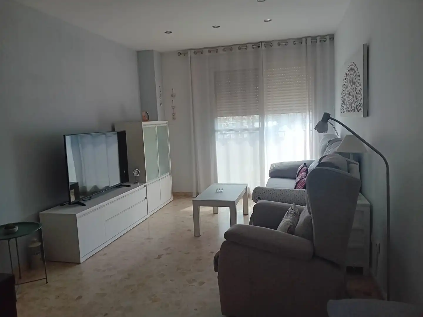 Sala d'estar de Pis en venda en Valencia amb Aire condicionat, Forn i Rentadora
