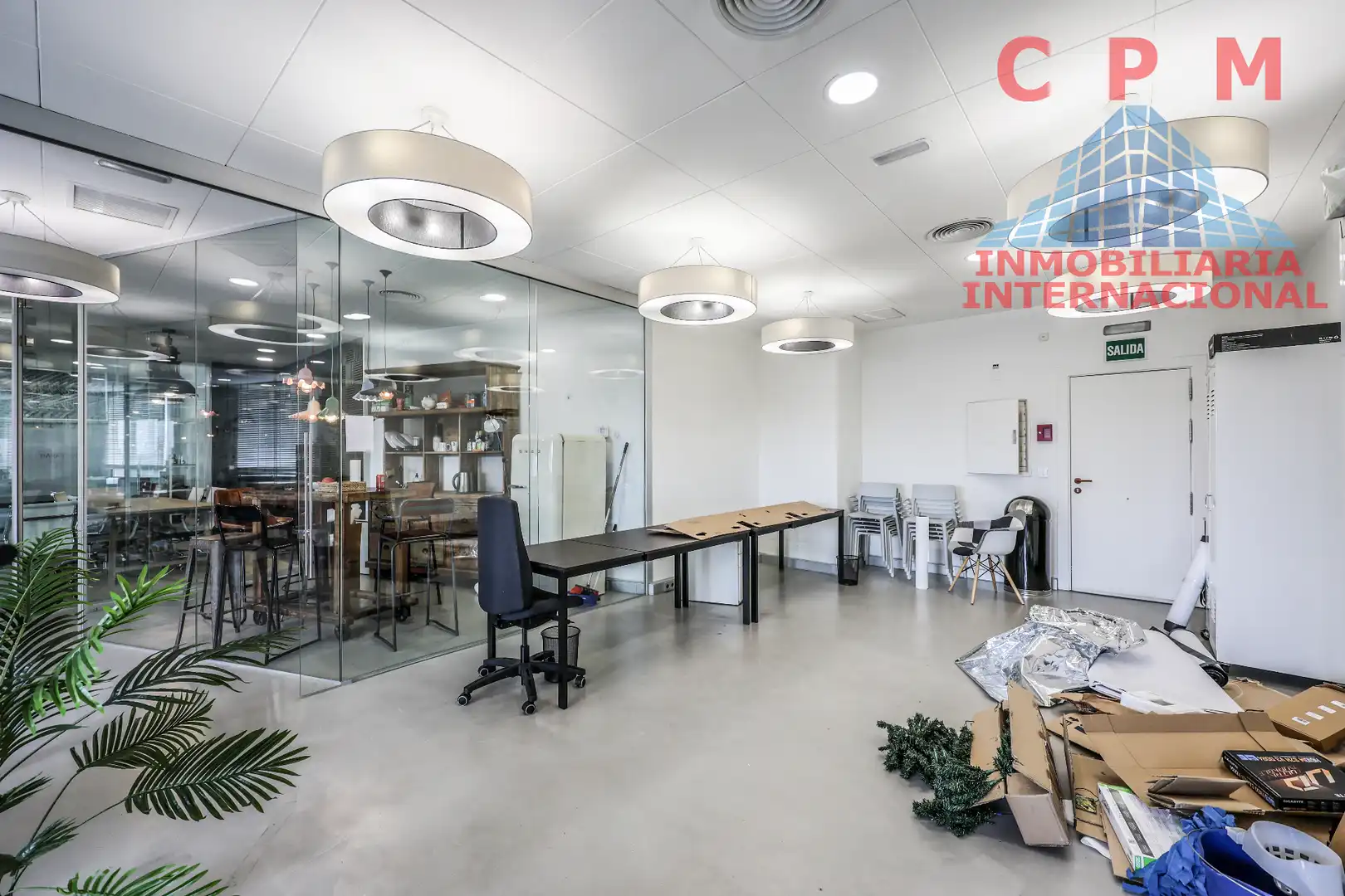 Office for rent in Alcobendas  with Air Conditioner, Heating and Furnished