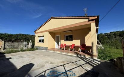 Exterior view of House or chalet for sale in Maçanet de la Selva  with Air Conditioner