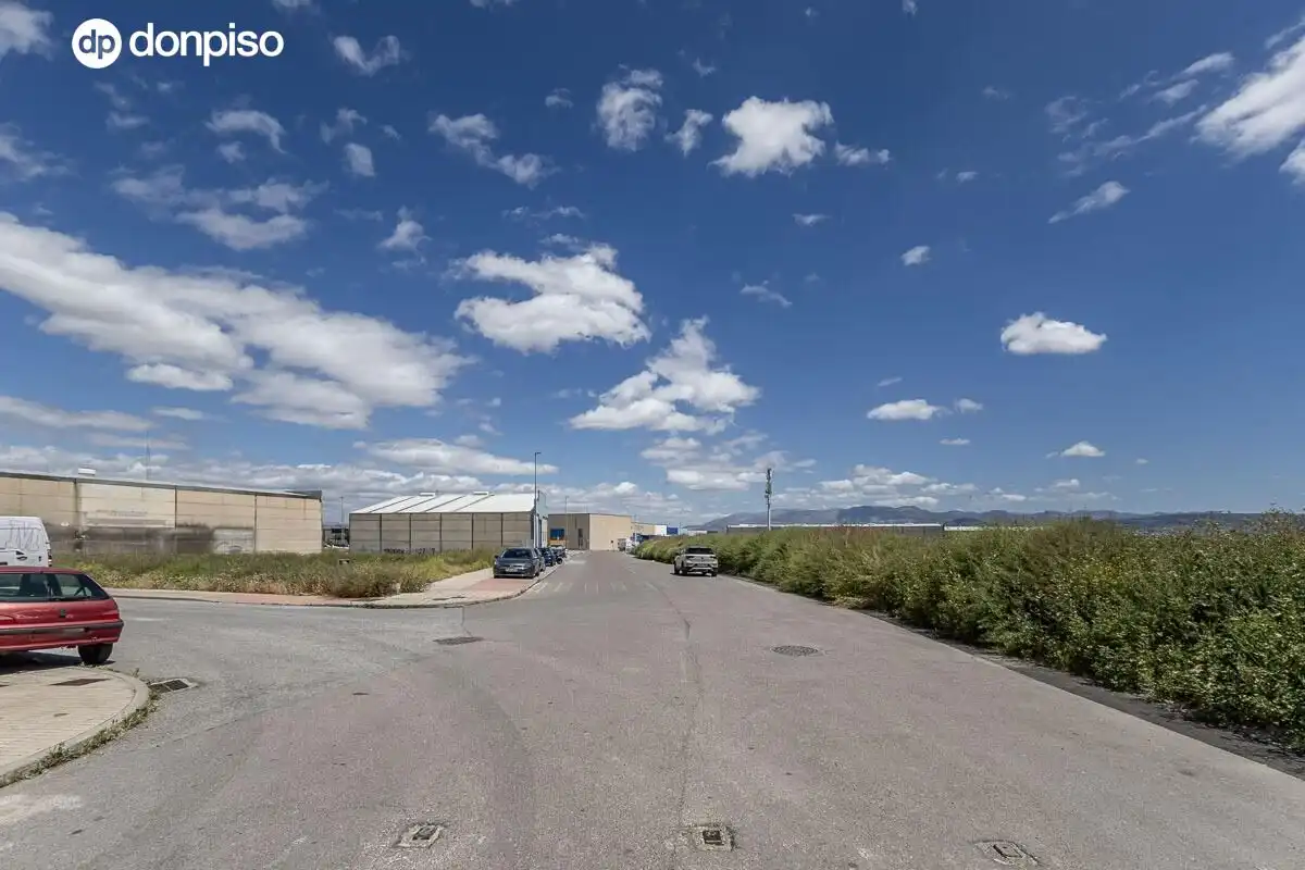 Industrial land for sale in Paseo de las Andás 7, imagen 4