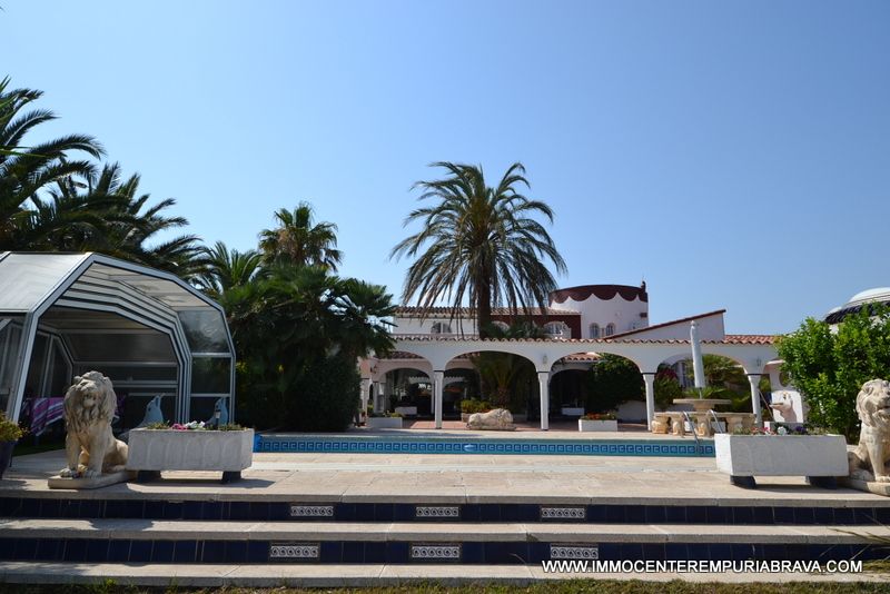 House or chalet for sale in Empuriabrava  with Heating, Private garden and Terrace