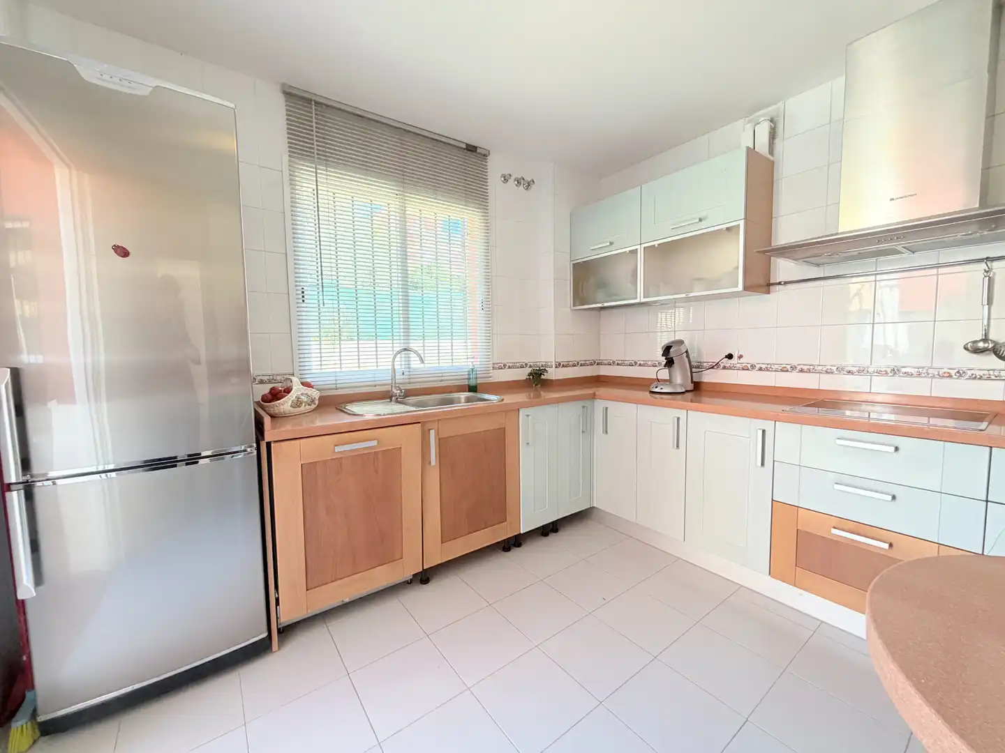 Casa adosada en venta en Calle las Marismas, Salteras