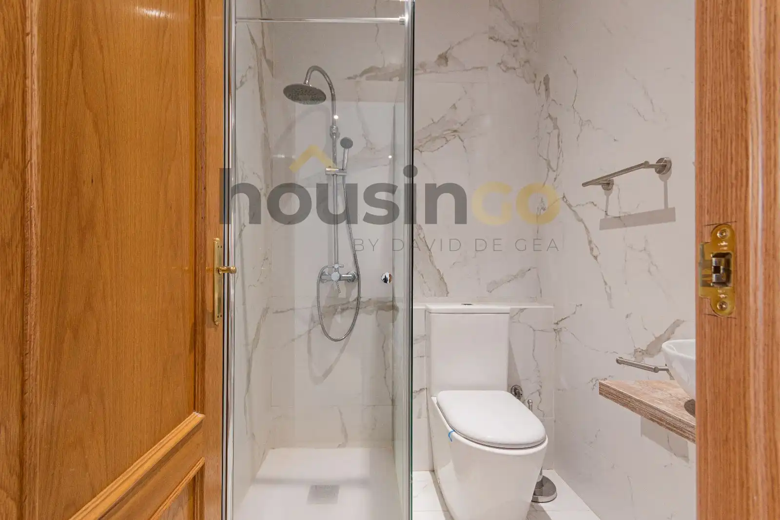 Badezimmer von Wohnung zur Miete in Madrid mit Klimaanlage, Heizung und Möbliert