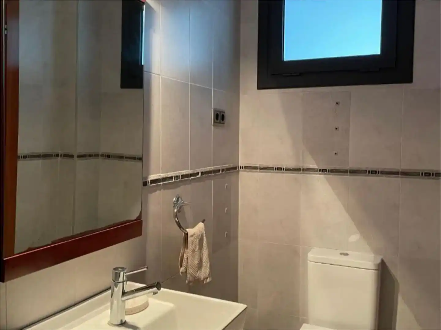 Bany de Pis en venda en Begues amb Aire condicionat i Balcó