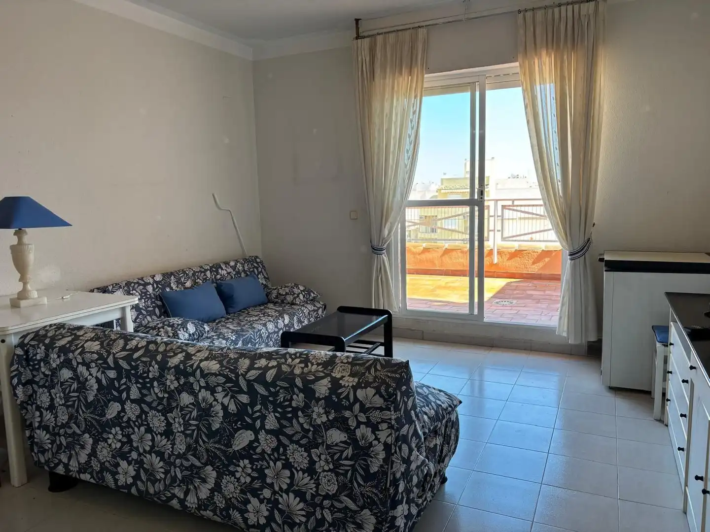 Sala de estar de Apartamento en venta en Torrevieja con Amueblado