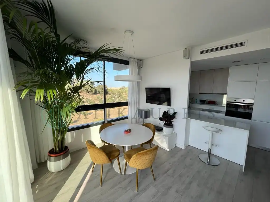 Comedor de Ático de alquiler en Málaga con Aire acondicionado, Terraza y Piscina
