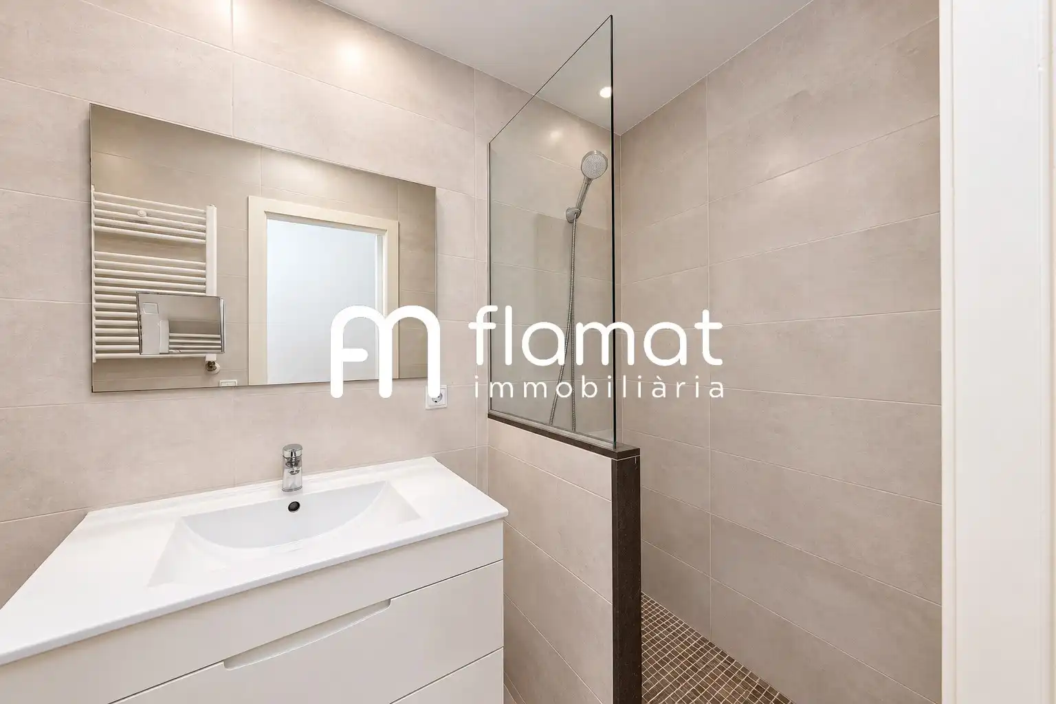 Flat with terrace for sale in Carrer de València, imagen 28