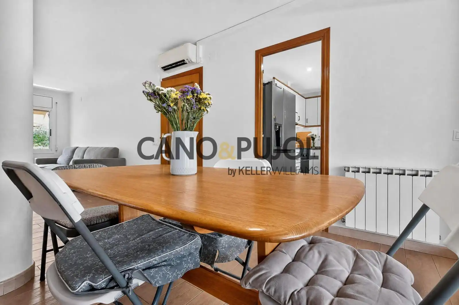 Comedor de Ático en venta en Rubí con Aire acondicionado, Calefacción y Jardín privado