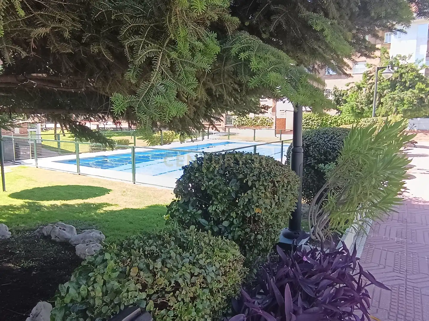 Piscina de Apartamento de alquiler en Majadahonda con Trastero, Horno y Lavadora