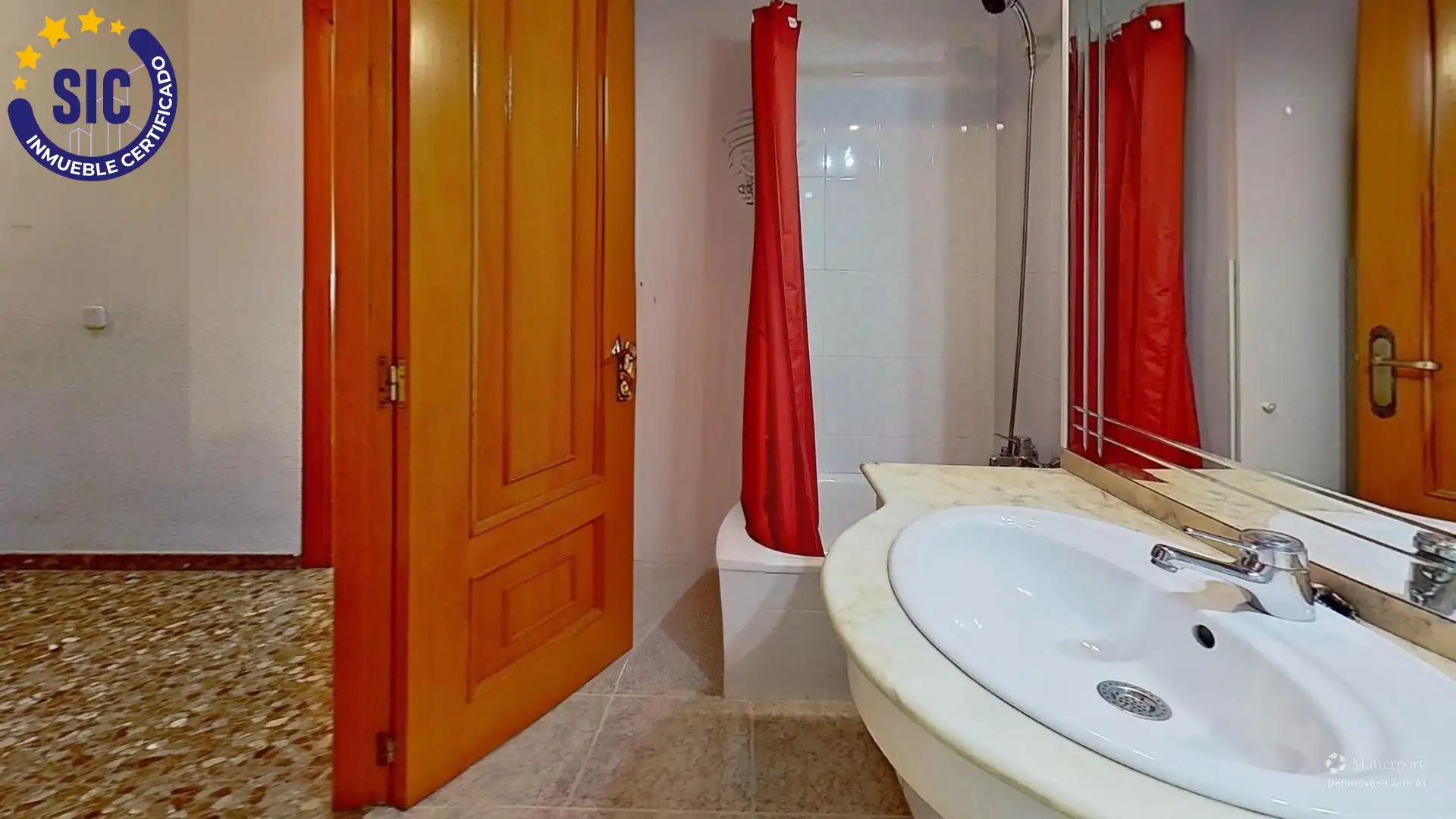 Baño de Piso en venta en Valencia con Aire acondicionado, Calefacción y Balcón
