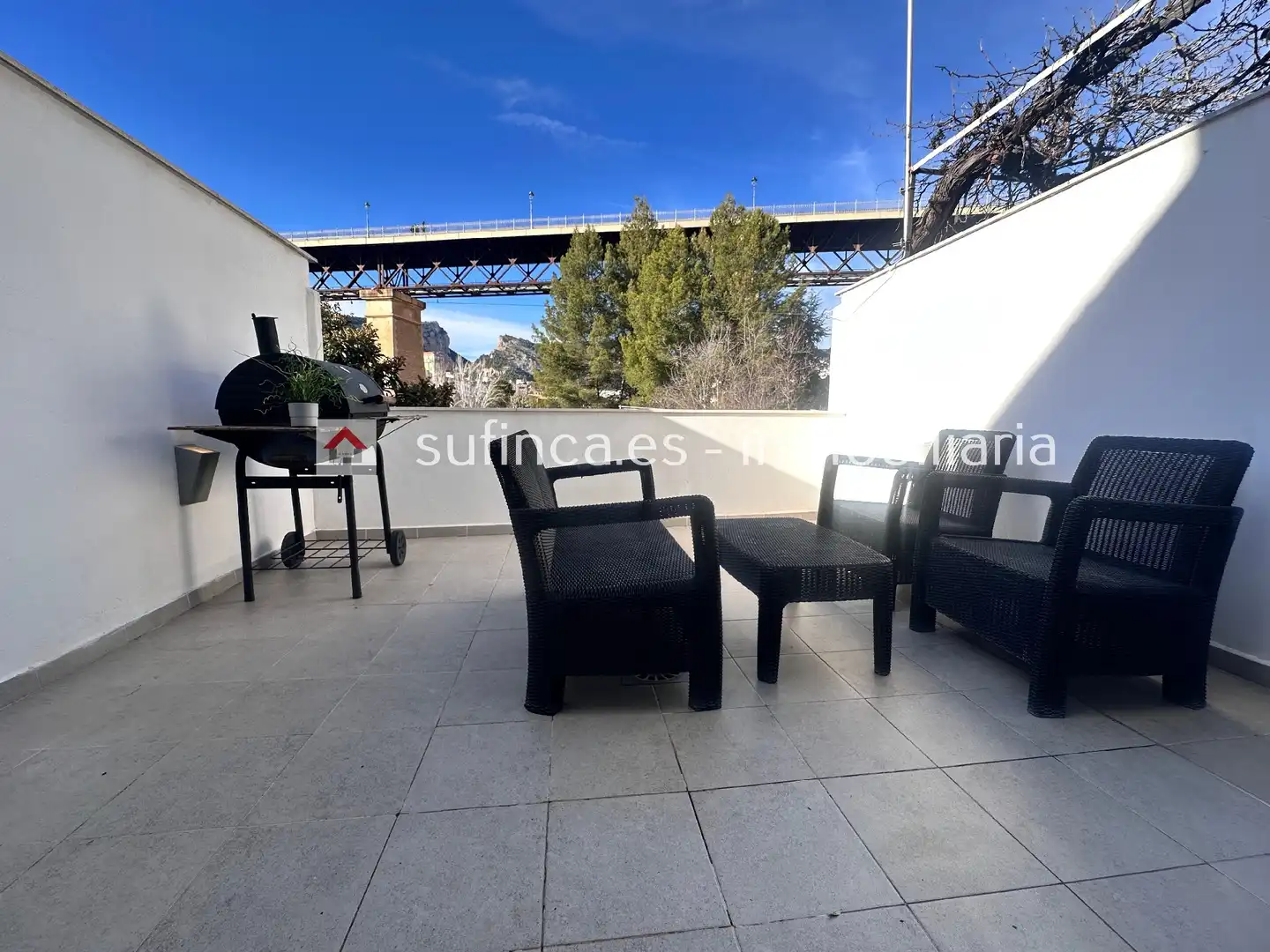 Chalet con jardín en alquiler en Centre - Zona Alta, imagen 7