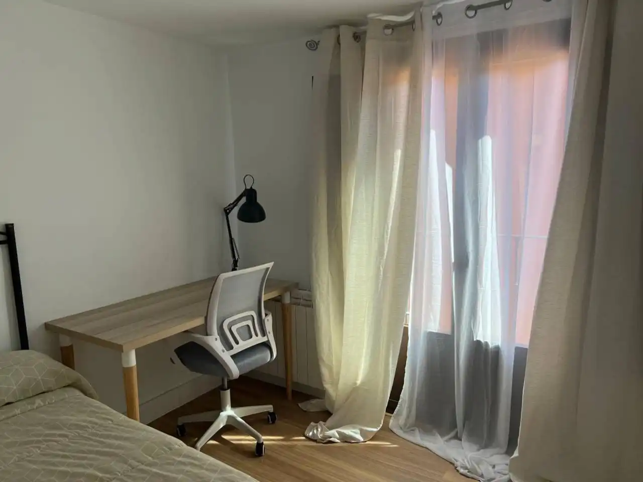 Schlafzimmer von Wohnungen zur Miete in Toledo mit Klimaanlage, Heizung und Möbliert