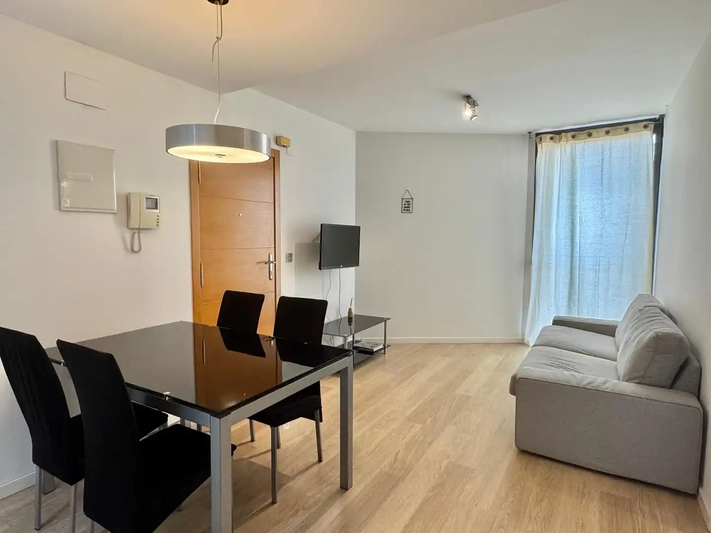 Sala de estar de Piso de alquiler en Valencia con Aire acondicionado, Calefacción y Amueblado