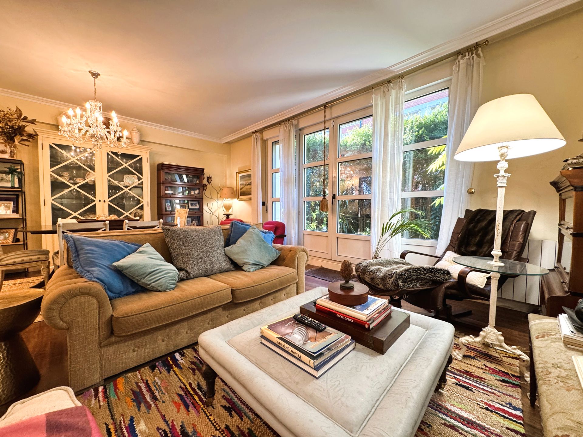 Sala de estar de Casa adosada en venta en Getxo 