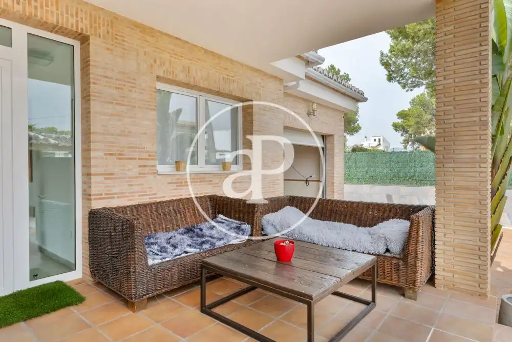 Terraza de Casa o chalet de alquiler en Bétera con Aire acondicionado, Calefacción y Jardín privado