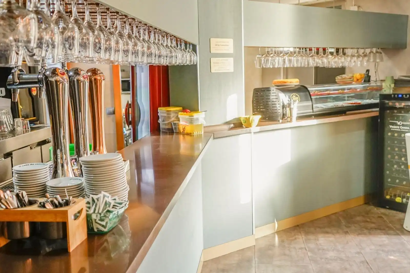 Commercial properties for rent in Valencia  with Air Conditioner