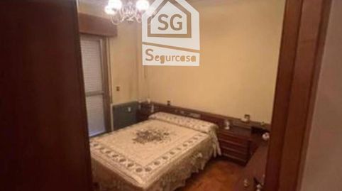 Foto 4 de Piso en venta en De Santiago, Ventiun, Ourense Capital