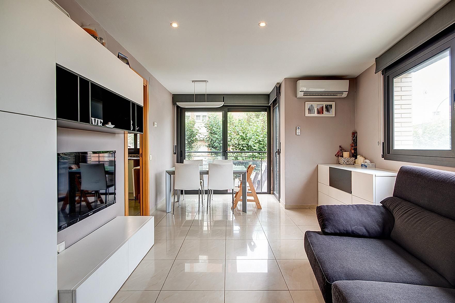 Living room of Flat for sale in Calaf  with Air Conditioner and Heating