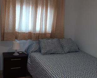 Bedroom of Apartment to rent in Málaga Capital  with Furnished, Washing machine and Microwave