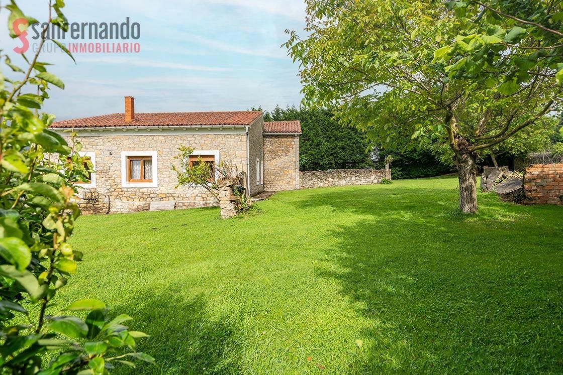 Jardí de Casa o xalet en venda en Santillana del Mar amb Calefacció i Jardí privat